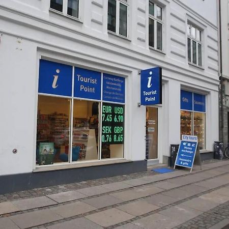 Exquisite Apartment, Most Convenient Location, Apt 5. Kopenhagen Bagian luar foto