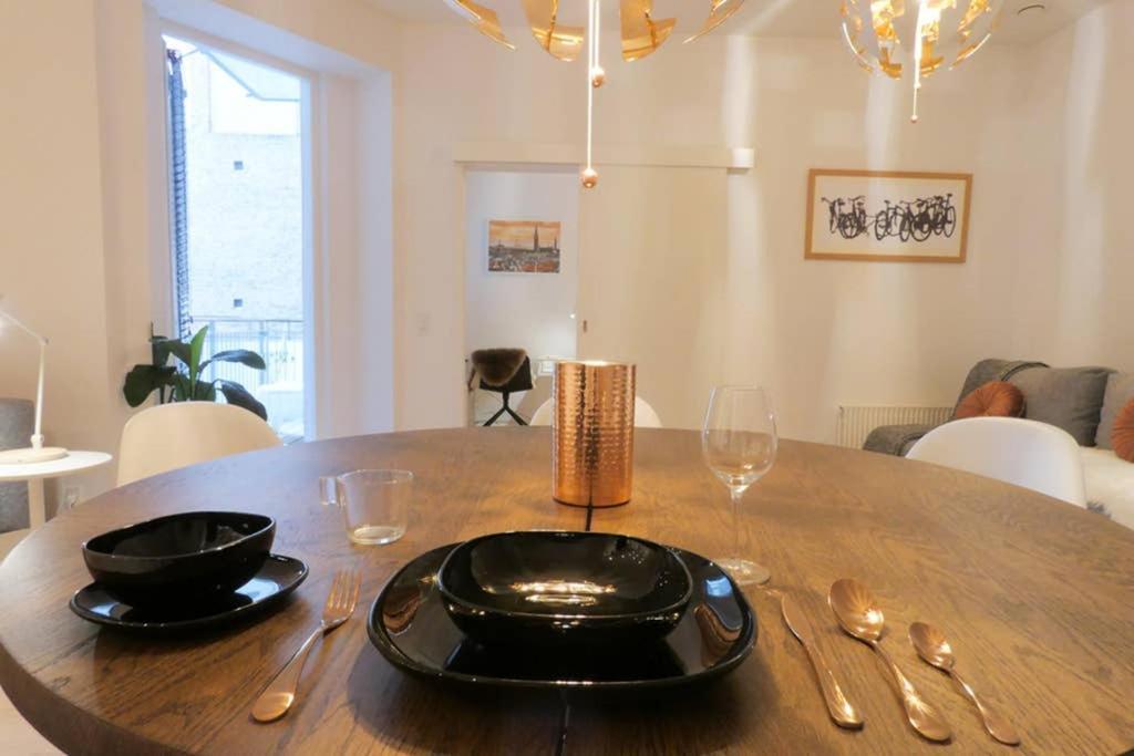 Exquisite Apartment, Most Convenient Location, Apt 5. Kopenhagen Bagian luar foto